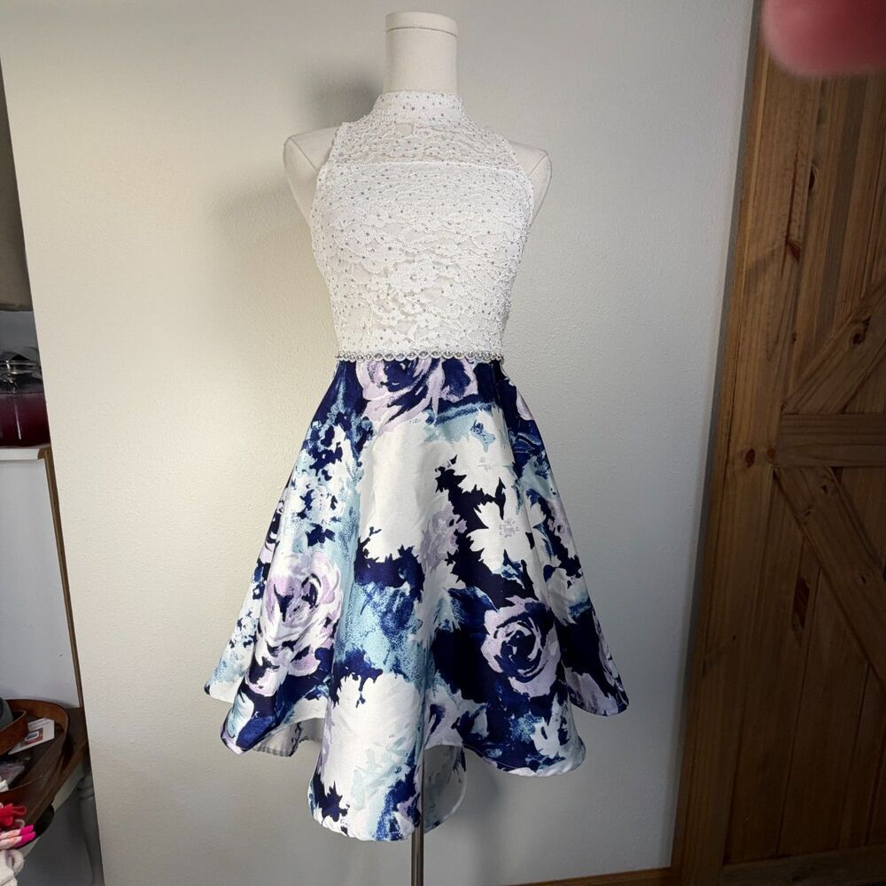 Speechless Kids Girls Size 16 White Lace Blue Floral Fit & Flare Party Dress